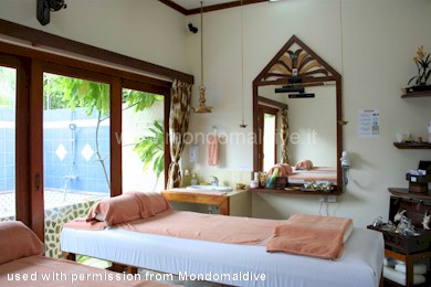 Photo of a resort spa treatment room