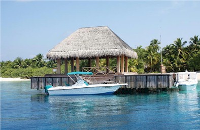 Arrival jetty photo of resort island