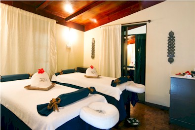 Photo of a resort spa treatment room