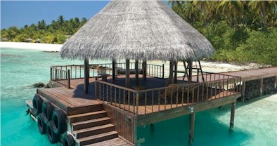 Arrival jetty photo of resort island