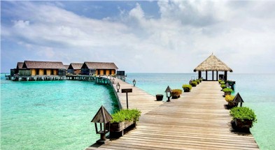Arrival jetty photo of resort island