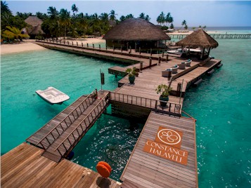 Arrival jetty photo of resort island