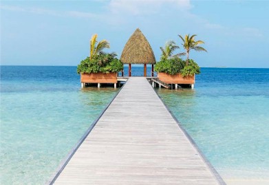 Arrival jetty photo of resort island