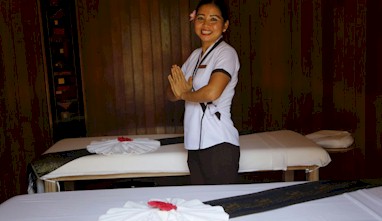 Photo of a resort spa treatment room
