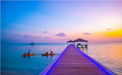 Arrival jetty photo of resort island