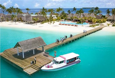 Arrival jetty photo of resort island