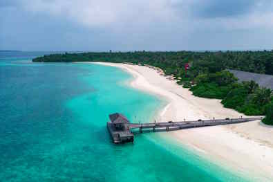 Arrival jetty photo of resort island
